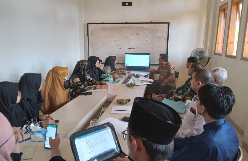 Lembaga Penjaminan Mutu (LPM) Institut Agama Islam Cirebon Mengadakan Workshop tentang SPMI dan Kurikulum Magister PAI